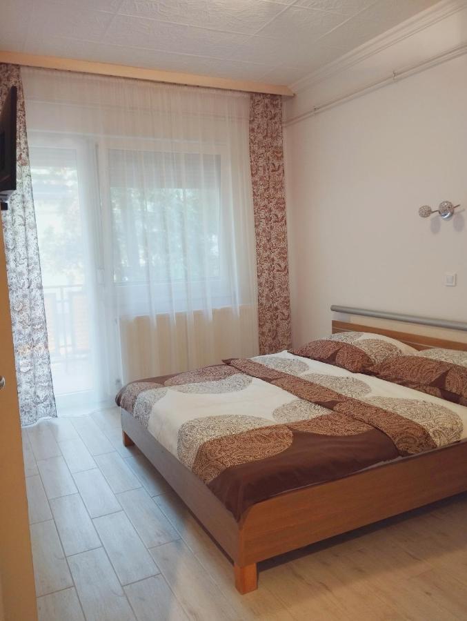 Apartamento Ildikó Apartman Hajdúszoboszló Exterior foto