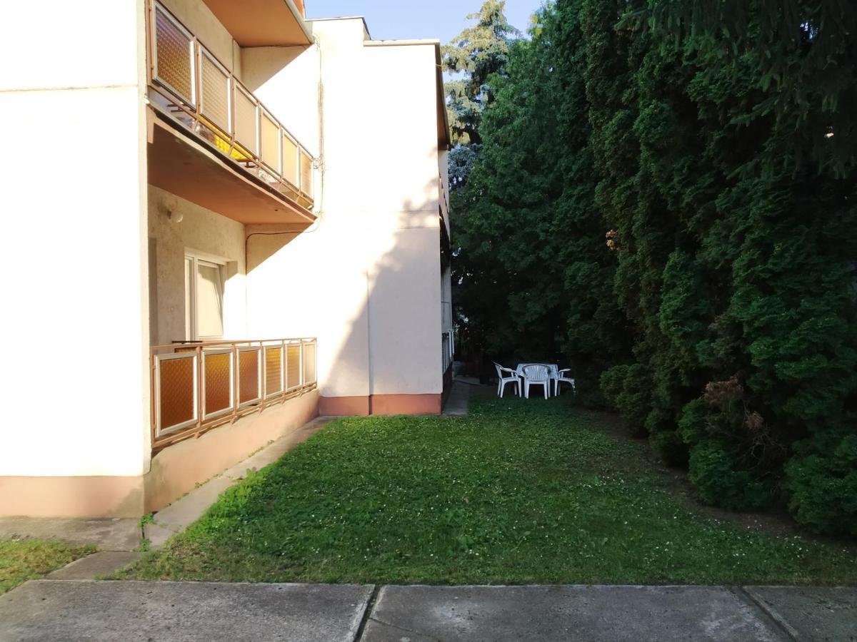 Apartamento Ildikó Apartman Hajdúszoboszló Exterior foto